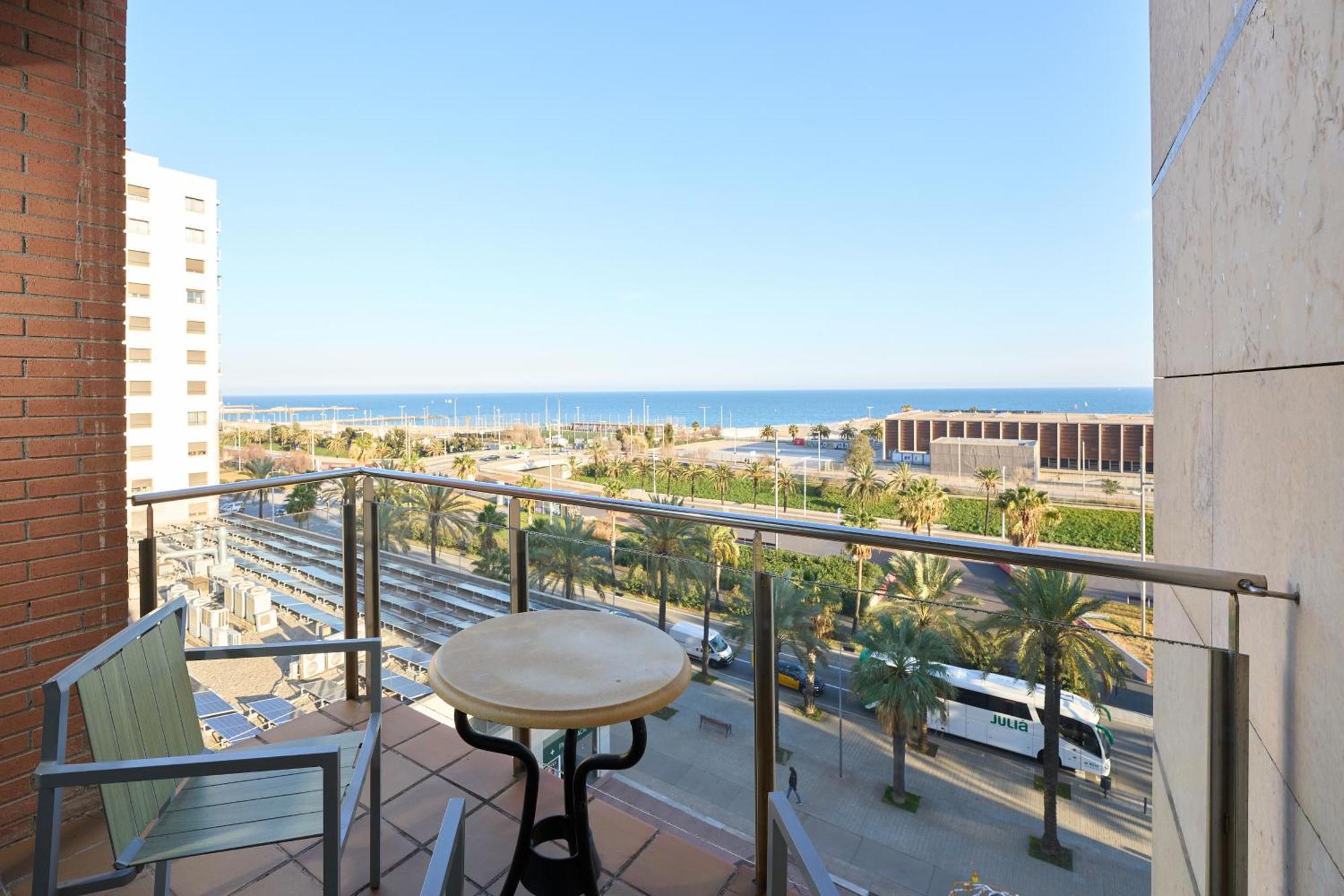 Catalonia Hotel 4*