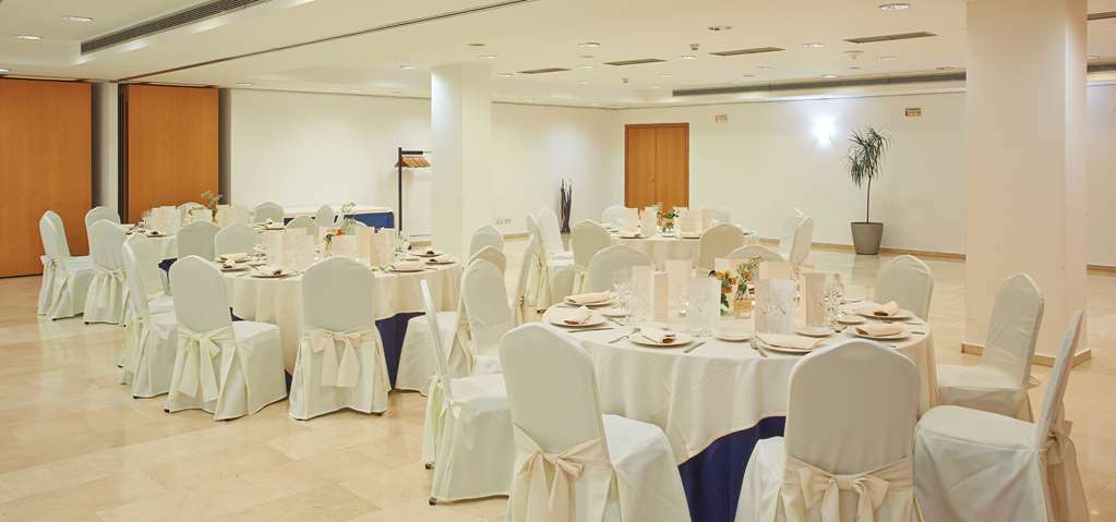 Catalonia Hotel 4*